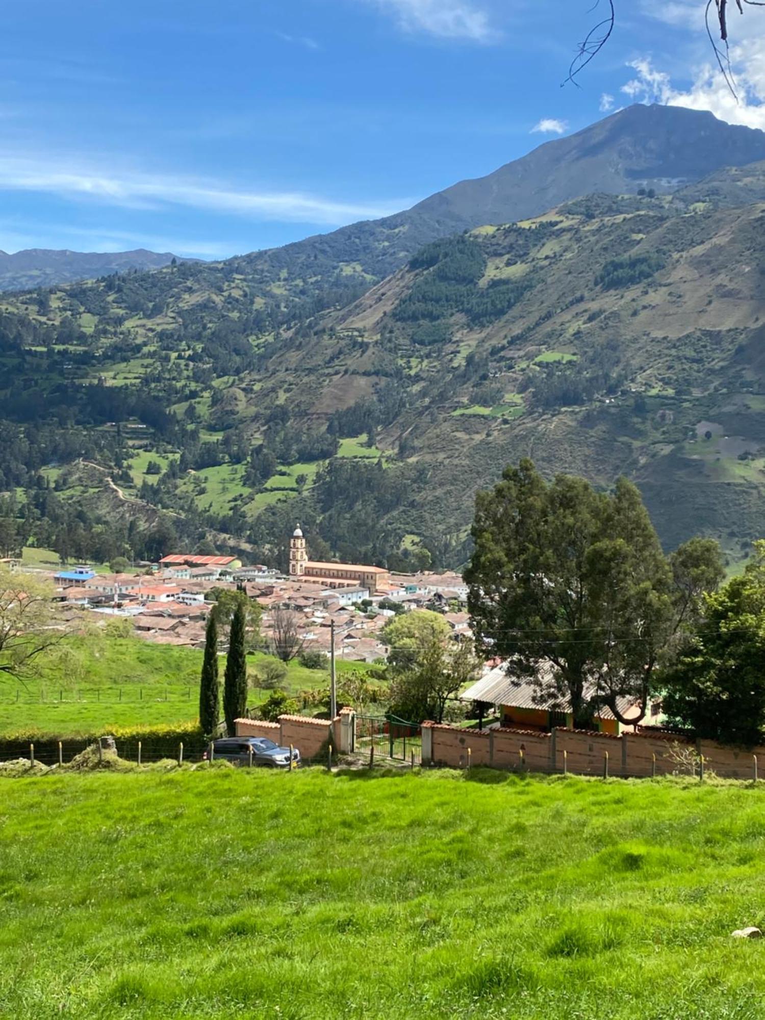 Gll Hotel El Cocuy Extérieur photo
